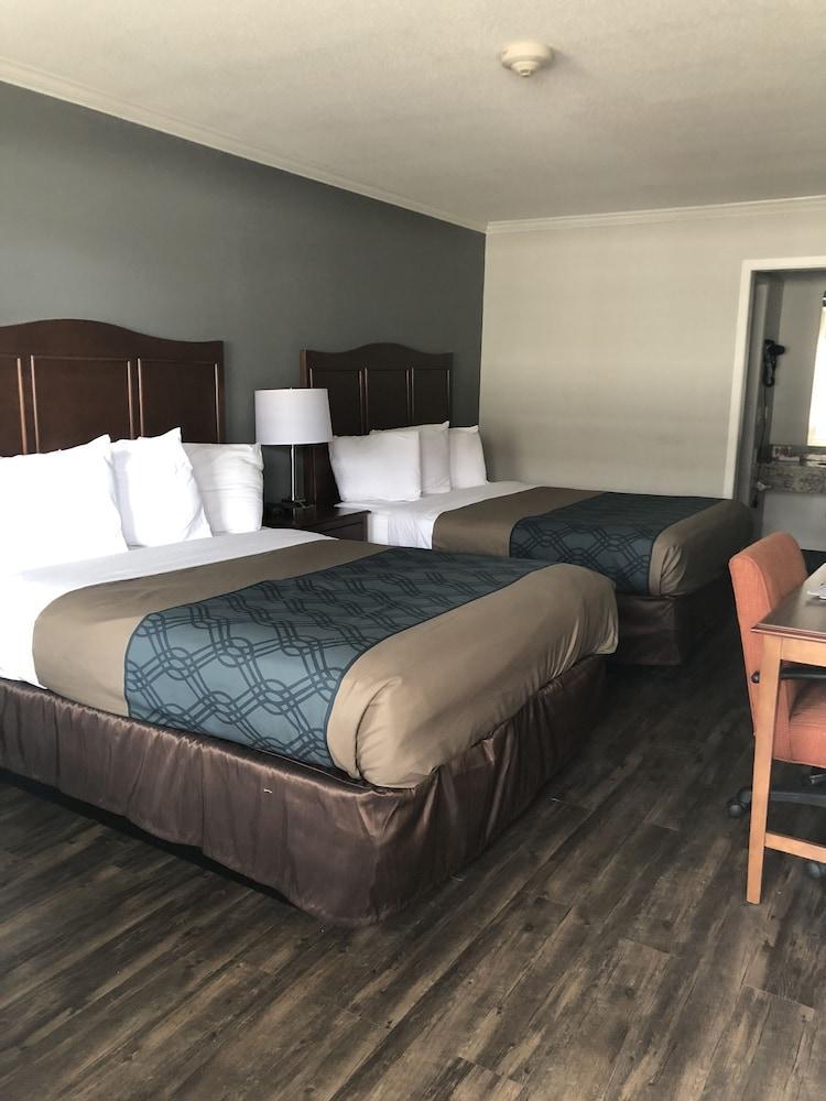 Travelodge By Wyndham Canton-Livonia Area, Mi Ngoại thất bức ảnh