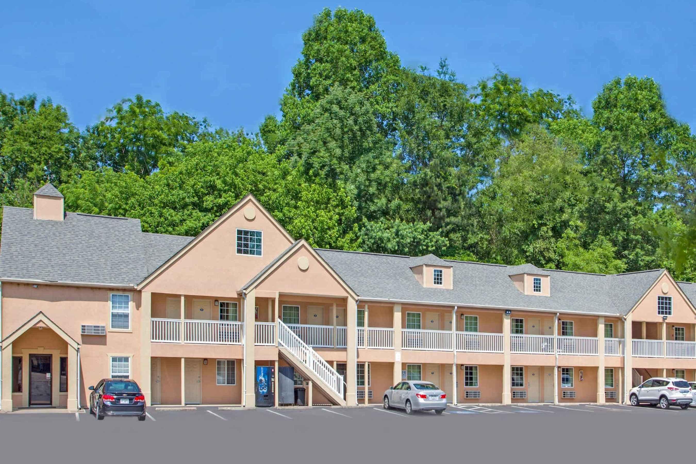 Travelodge By Wyndham Canton-Livonia Area, Mi Ngoại thất bức ảnh
