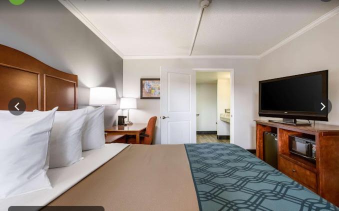 Travelodge By Wyndham Canton-Livonia Area, Mi Ngoại thất bức ảnh