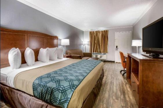 Travelodge By Wyndham Canton-Livonia Area, Mi Ngoại thất bức ảnh